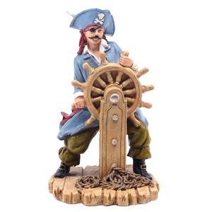 Ornamento per Acquario in Resina, Decorazioni <span class=keywords><strong>Pirata</strong></span> <span class=keywords><strong>Capitano</strong></span> in Resina, Vendita all'Ingrosso OEM, Paesaggio Artigianale in Resina <span class=keywords><strong>Capitano</strong></span> con Timone - Product Image 1