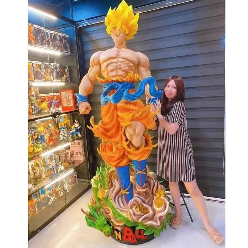 Decorazioni per la casa a grandezza naturale giappone anime cartoon figure in fibra di vetro Goku sculpture resin art Goku statue
