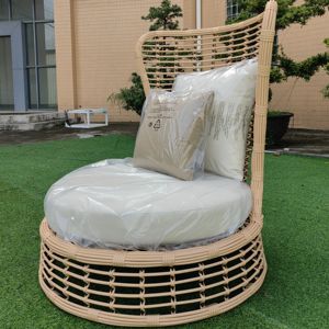 Meubles de jardin contemporains de luxe en rotin à dossier haut pour hôtels, appartements et autres espaces extérieurs - Product Image 1