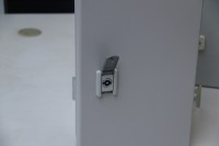 Boîtier de commande antidéflagrant en acier au carbone IP55, revêtement poudré, couleur et taille personnalisées pour usines chimiques, livraison directe usine