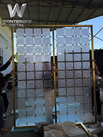 Cloisons en verre découpées au laser PVD en acier inoxydable avec LED, style Art Déco de luxe personnalisé, pour salles de banquet, d'exposition et bureaux