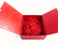 Boîte en carton rigide recyclable de luxe personnalisée avec fermeture magnétique, revêtement UV, gaufrage pour cosmétiques, parfums, bougies, cadeaux