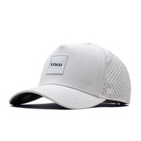 Chapeau Snapback personnalisé à 5 panneaux découpé au laser et perforé, tissu imperméable, logo brodé, patch en caoutchouc pour marques de mode