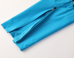 طقم سترة رياضية خفيفة الوزن بتصميم كرة القدم مع غطاء للرأس، سترة تدريب كرة قدم وبنطلون مصنوع من البوليستر 100٪ سريع الجفاف - Product Image 5