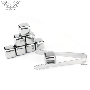 Pacchetto all'ingrosso di 8 pietra di whisky riutilizzabile in acciaio inox Bar ghiaccio Cube agghiacciante pietra con pinzetta - Product Image 3