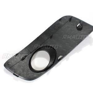 Grille inférieure de pare-chocs avant en nid d'abeille pour feux antibrouillard VW Golf MK5 GTI 2004 2005 2006 2007 2008 2009 - Product Image 5