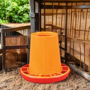 Commercial Poultry Chain Feeders Portable Plastic Animal Feed Pan Bucket for Farms