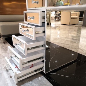 En stock chez nous!!! Coiffeuse de luxe américaine 3 couleurs réglables 13 ampoules LED pour maquillage avec miroir et meubles de chambre à coucher - Product Image 6