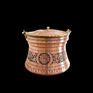Recipiente de Almacenamiento de Cobre Grabado a Mano con Tapa y Asas de Latón, Contenedor de Cocina Tradicional - Product Image 1