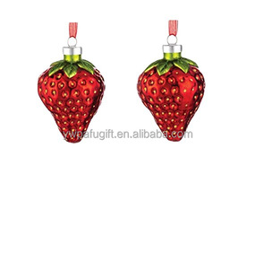 เครื่องประดับแก้วรูปสตรอว์เบอร์รีสำหรับตกแต่งต้นคริสต์มาส - Product Image 4