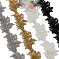 Ruban en dentelle française brillant fait main de haute qualité avec feuilles, perles, paillettes et bordure en tulle à motif code-barres