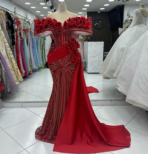 Elegante Abito da Sera Lungo in Tulle con Maniche Corte, Colletto con Fiocco e Decorazioni Arricciate per Feste Formali e Balli di Gala - Product Image 1