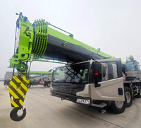 Grue sur camion ZLJ5500JQZ130VS, capacité de levage nominale de 130 tonnes, flèche principale de 62 m, moteur diesel de 324 kW pour le levage de grandes structures en acier