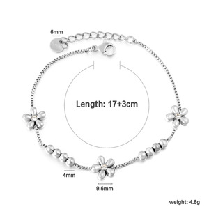 Pulsera con dijes de flores en tono dorado con cristales engastados, regalo de joyería para mujer - Product Image 5