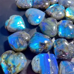 Gemstone Carving Cute Crystals Healing Crafts Natur Blue Flash Labradorite Heart Shaped Stone For Wedding Gift