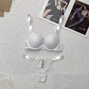 Set <span class=keywords><strong>di</strong></span> Lingerie Sexy in Pizzo Intrecciato Victoria's, Reggiseno Traspirante con Volant e Slip Ricamati, Lingerie per <span class=keywords><strong>Donna</strong></span> Seducente - Product Image 6