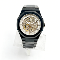 Montre mécanique squelette octogonale avec cadran squelette, boîtier en acier inoxydable brossé, bracelet design, montre-bracelet mécanique pour homme 2025