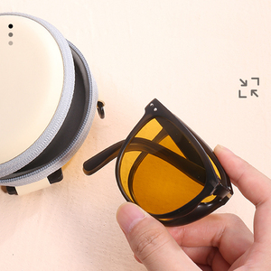 Lunettes de soleil pliantes Protection UV pour femmes <span class=keywords><strong>2022</strong></span> Nouvelles lunettes de soleil polarisées Lunettes de soleil portables à la mode pour femmes - Product Image 2