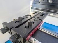 Prensa Plegadora Electrohidráulica CNC de 220 Toneladas y 3200 mm, Máquina de Doblado de Chapa Metálica para el Procesamiento de Acero al Carbono y Acero Inoxidable