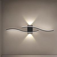 Applique Murale LED Moderne à Cadre en Fer pour Salon, Fond de Télévision et Chevet de Chambre – Design Luxueux et Simple – Garantie 3 Ans