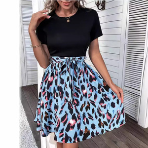 <span class=keywords><strong>Robe</strong></span> T-<span class=keywords><strong>shirt</strong></span> mi-longue décontractée pour femme, motif léopard color block, à manches courtes, col rond, taille à nouer, coupe trapèze fluide style skater 2026 - Product Image 4