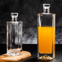 Bouteille en verre carrée personnalisée en gros de 100 ml, 200 ml, 500 ml, 1000 ml pour vin, vodka, whisky, spiritueux, et carafe à whisky