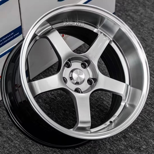 Nouvelle conception de jantes en alliage pour voiture de <span class=keywords><strong>18</strong></span> <span class=keywords><strong>pouces</strong></span>, cinq branches, pour voitures de tourisme, avec PCD 5*114.3, pour la remplacement de autres jantes - Product Image 1
