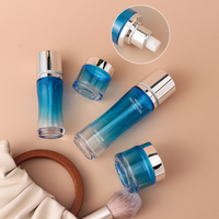 Ensemble d'emballages cosmétiques vides de 50ml en gros Pot de crème pour le visage en verre sur mesure avec vaporisateur à pompe et couvercle pour les soins de la peau
