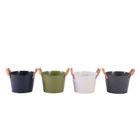 Nouveau design 2025 – Pots suspendus en métal peint en poudre multicolores, faits à la main, style moderne, écologiques, en fer, pour la décoration intérieure et extérieure