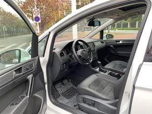 Volkswagen <span class=keywords><strong>Golf</strong></span> <span class=keywords><strong>Sportsvan</strong></span> d'<span class=keywords><strong>occasion</strong></span> 2016-2018, 1.4L Turbo Auto, conduite à gauche, monospace compact, Euro 5, pour l'exportation |   Approvisionnement en gros - Product Image 4