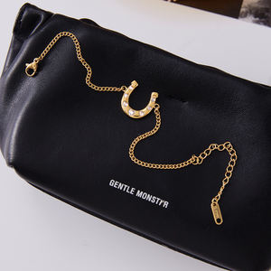 J & Dクラシック18Kゴールドステンレスラッキーホースシューシリーズラブジルコンホースシューペンダントブレスレット - Product Image 5