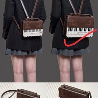 Nouvelle Collection Hiver 2025 : Sac Carré en PU Bicolore, Style Doux et Original pour Fille, Fermeture Éclair Note de Piano, Bandoulière Unique, Portable, Taille Moyenne