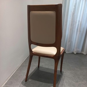 Chaise de salle à manger en bois de noyer massif de qualité supérieure avec artisanat de menuiserie traditionnel, assise moderne pour la maison, le restaurant, l'hôtel PISANO - Product Image 3