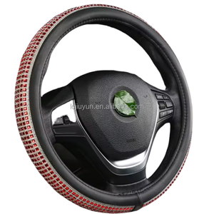 Venta al por mayor de fábrica, cubierta completa para <span class=keywords><strong>mujer</strong></span>, brillo brillante, cubierta para <span class=keywords><strong>volante</strong></span> de coche <span class=keywords><strong>con</strong></span> diamantes brillantes <span class=keywords><strong>con</strong></span> piedras Rojas negras - Product Image 1