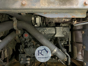 Excavatrice Komatsu PC 138 d'occasion, moteur japonais de haute qualité, type chenille, modèle 2024, 13000 kg, 1 an de service après-vente, prix réduit - Product Image 4