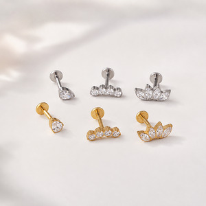 Bijoux en gros : Piercing corporel pour femme, Labret Hélix Cartilage à dos plat, en Titane ASTM F136 sans filetage, doré, à enfiler - Product Image 2