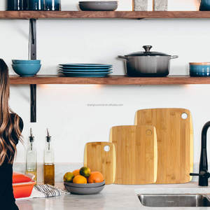 Producto caliente Tabla de cortar de madera Juego de 3 bloques de cortar cuadrados de bambú con mango para cocina y servicio - Product Image 2