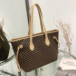 Vente en gros de sacs à main pour femmes de style luxe, sacs à main de marque au design original, grande capacité, en cuir véritable, pour le shopping - Product Image 3