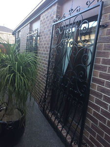 Оптовая продажа, высококачественный круглый Балконный забор, Кованые балясины для наружного применения - Product Image 5