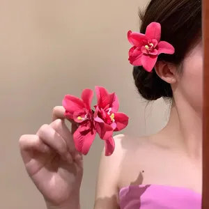 YJL 2 Pezzi Fermagli per Capelli a Forma di Fiore di Ibisco, Fatti a Mano, Artificiali, in Tessuto Hawaiano, <span class=keywords><strong>Accessori</strong></span> per Capelli per Feste in Spiaggia - Product Image 4