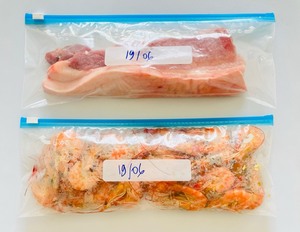 Sacs d'emballage alimentaire en LDPE personnalisés avec impression en gravure, refermables par zip, transparents, compatibles micro-ondes et congélateur - Product Image 4