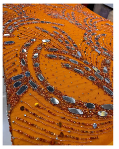 Tissu de broderie en maille artisanal de qualité supérieure avec perles à paillettes et strass pour robe de soirée et tenue de soirée - Product Image 1