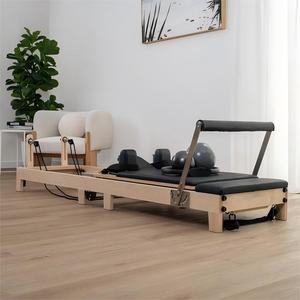 Letto Riformatore Pilates Pieghevole in Legno di Quercia Durevole per Casa Attrezzatura per Esercizi Core Pilates - Product Image 1