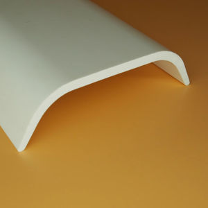 Poteau de marquage de bord de route en PVC/UPVC, écologique, durable, pour usage extérieur, design moderne - Product Image 1