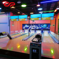 Équipement de centre de divertissement : Piste de bowling colorée complète pour adultes et enfants