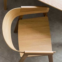 Chaise de salle à manger moderne de luxe avec dossier, tables et chaises en bois modernes pour l'école, le café, les événements, pour le salon, la salle à manger