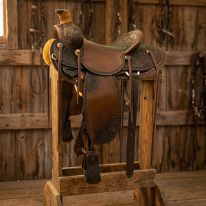 Brida Inglesa para Caballo de Cuero Natural de Búfalo Grabada a Mano por Diseñadores de BS International, Estilo Europeo, Sostenible, para Carreras - Product Image 1