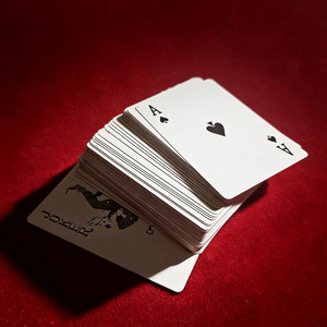 Carte da Gioco Personalizzabili Stampate di Alta Qualità, Lisce e Impermeabili per Poker - Product Image 2