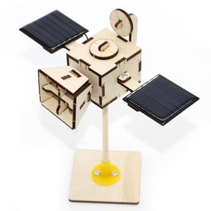 Kit de modèle de satellite solaire en bois DIY OKYN-G5428-17 pour l'éducation STEM et les jouets scientifiques - Product Image 3