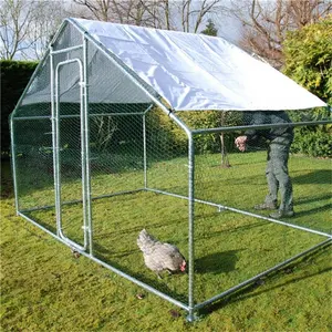 Course en métal Cages marcher dans Le Poulailler Pour Animaux De Compagnie En Gros Hangar